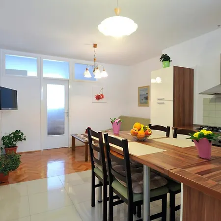 Apartment Val *